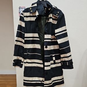 Feller Seattle Waterproof, Navy and Cream Women's Rain Jacket - Sz M